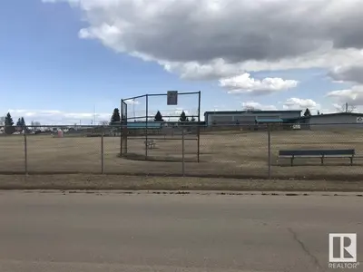 Interior photo 1 of 5104 57 ST