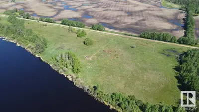 Interior photo 4 of TWP RD 610 RR 245