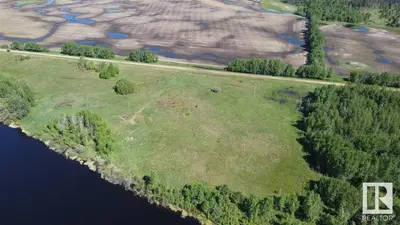 Interior photo 3 of TWP RD 610 RR 245