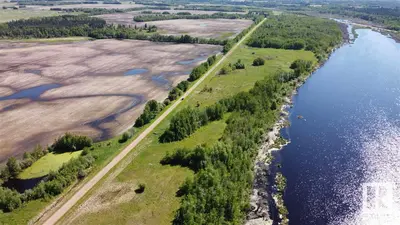Interior photo 1 of TWP RD 610 RR 245