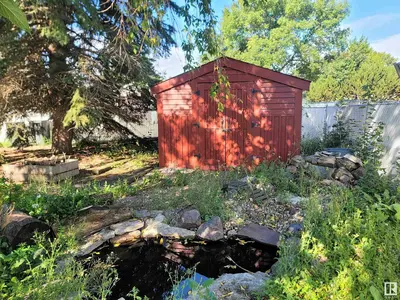 Interior photo 4 of 4514 41A ST