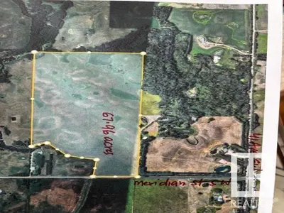 Interior photo 2 of 4510 MERIDIAN ST SW