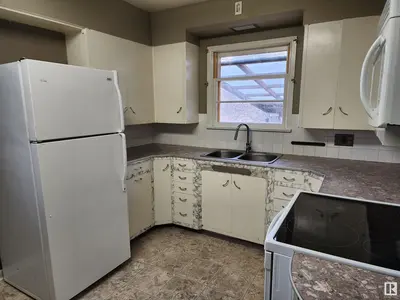 Interior photo 4 of 125 1st ST W