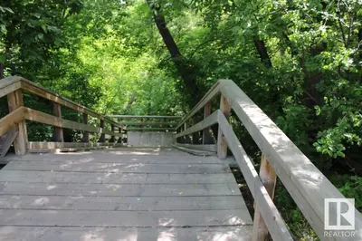 Interior photo 3 of 9109 98 ST NW NW