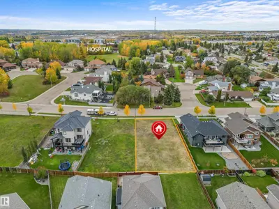 Interior photo 4 of 4113 43 Street