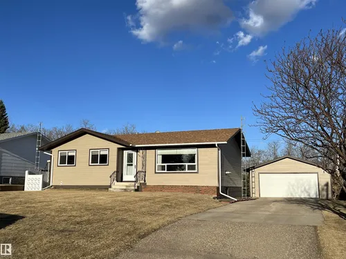 5414 Circle DR, Elk Point - $249,000