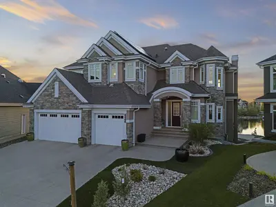 Interior photo 2 of 8948 20 AV SW