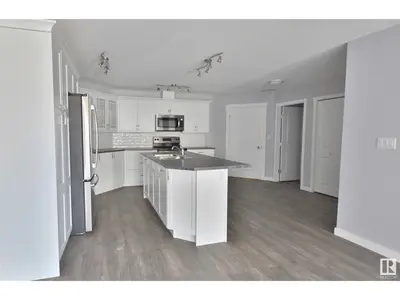 Interior photo 4 of #202 4110 43 AV