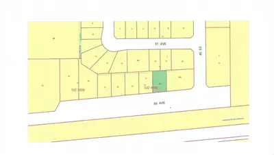 Interior photo 2 of 4516 50 AV