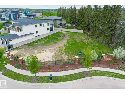 Interior photo 4 of #22 3466 KESWICK BV SW