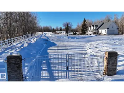 Interior photo 1 of 49022B RR 73