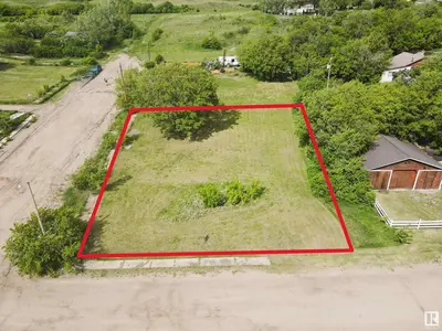 Interior photo 1 of #116 4231 Twp Rd 553