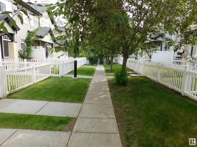 Interior photo 1 of #97 465 HEMINGWAY RD NW