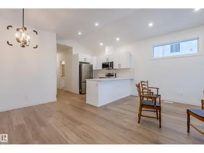 Interior photo 2 of 4921 50 AV