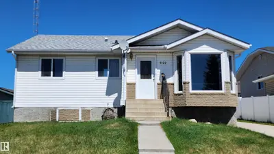 Interior photo 1 of 5122 59 AV