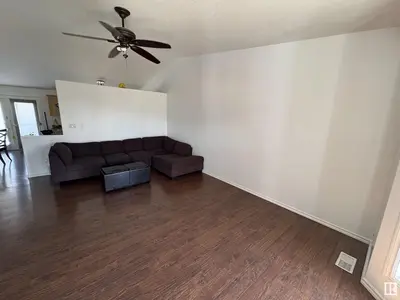 Interior photo 4 of 5609 45 ST