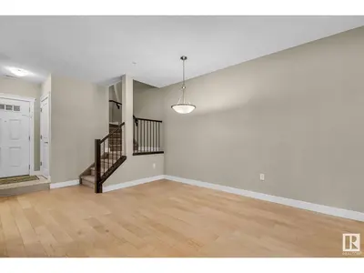 Interior photo 3 of #4 11518 76 AV NW