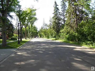 Interior photo 1 of 10220 CONNAUGHT DR NW