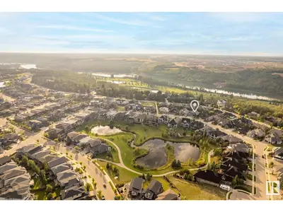 Interior photo 4 of 2767 Wheaton DR NW