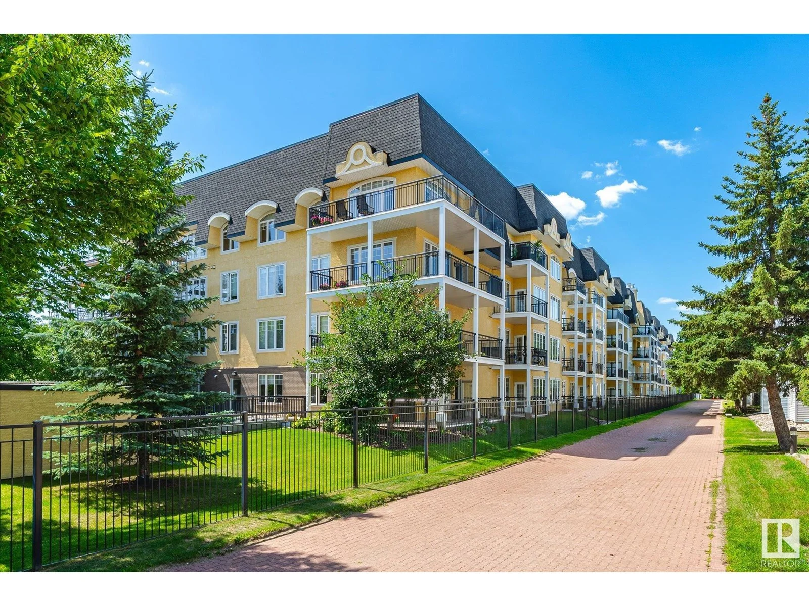 #111 9820 165 ST NW, Edmonton - 1 bedroom Apartment for sale