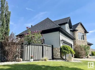 Interior photo 2 of 6004 32 AV