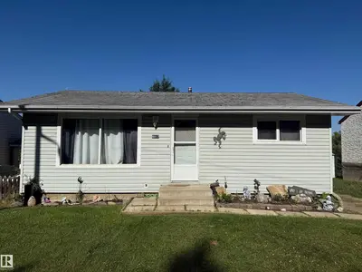 Interior photo 1 of 4817 42 ST