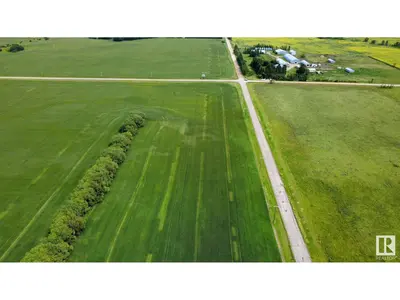 Interior photo 3 of Range Road 25 Township 49