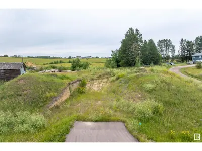 Interior photo 1 of #8 53214 RGE ROAD 13