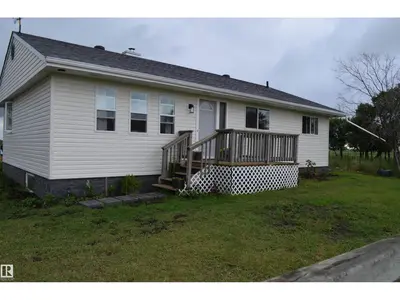 Interior photo 2 of 14123 Twp Rd 404