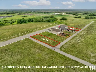 Interior photo 2 of 5015 55 ave