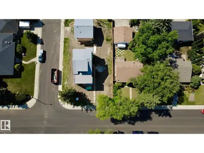 Interior photo 2 of 7806 145 ST NW