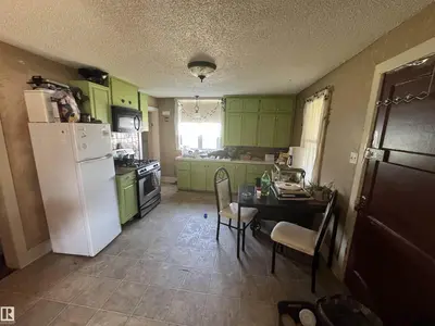 Interior photo 1 of 57527A 41 HI