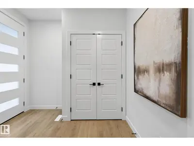 Interior photo 3 of 341 roberts WD