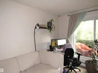 Interior photo 2 of #404 10335 117 ST NW