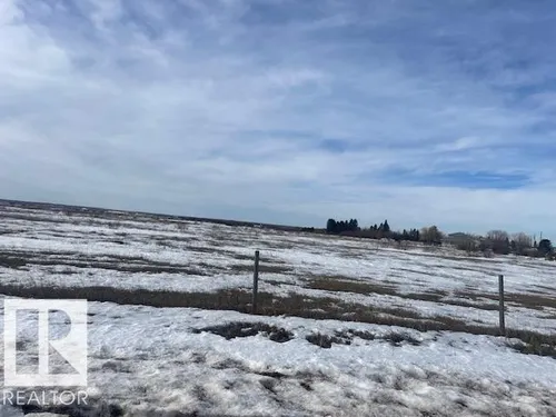 Hwy 15 & RR 185, Rural Lamont County - $299,000