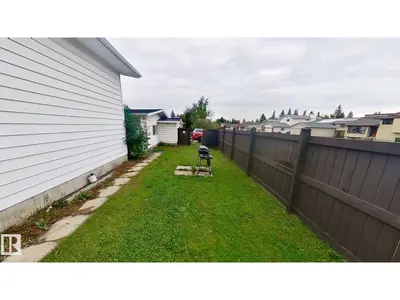 Interior photo 3 of 4904 19 AV NW