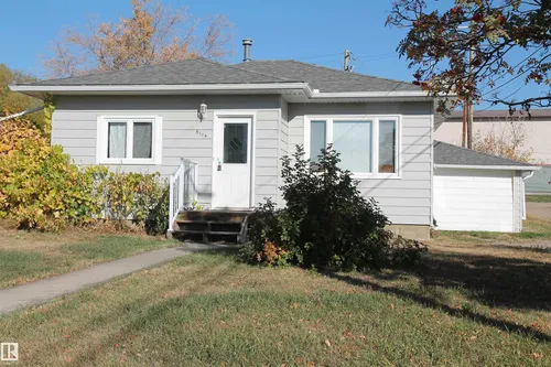 5114 52 AV, Elk Point - $109,000