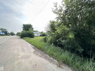 Interior photo 3 of 9819 105 ST