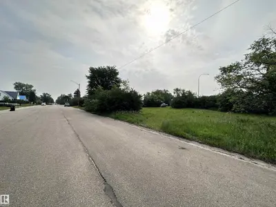 Interior photo 2 of 9819 105 ST