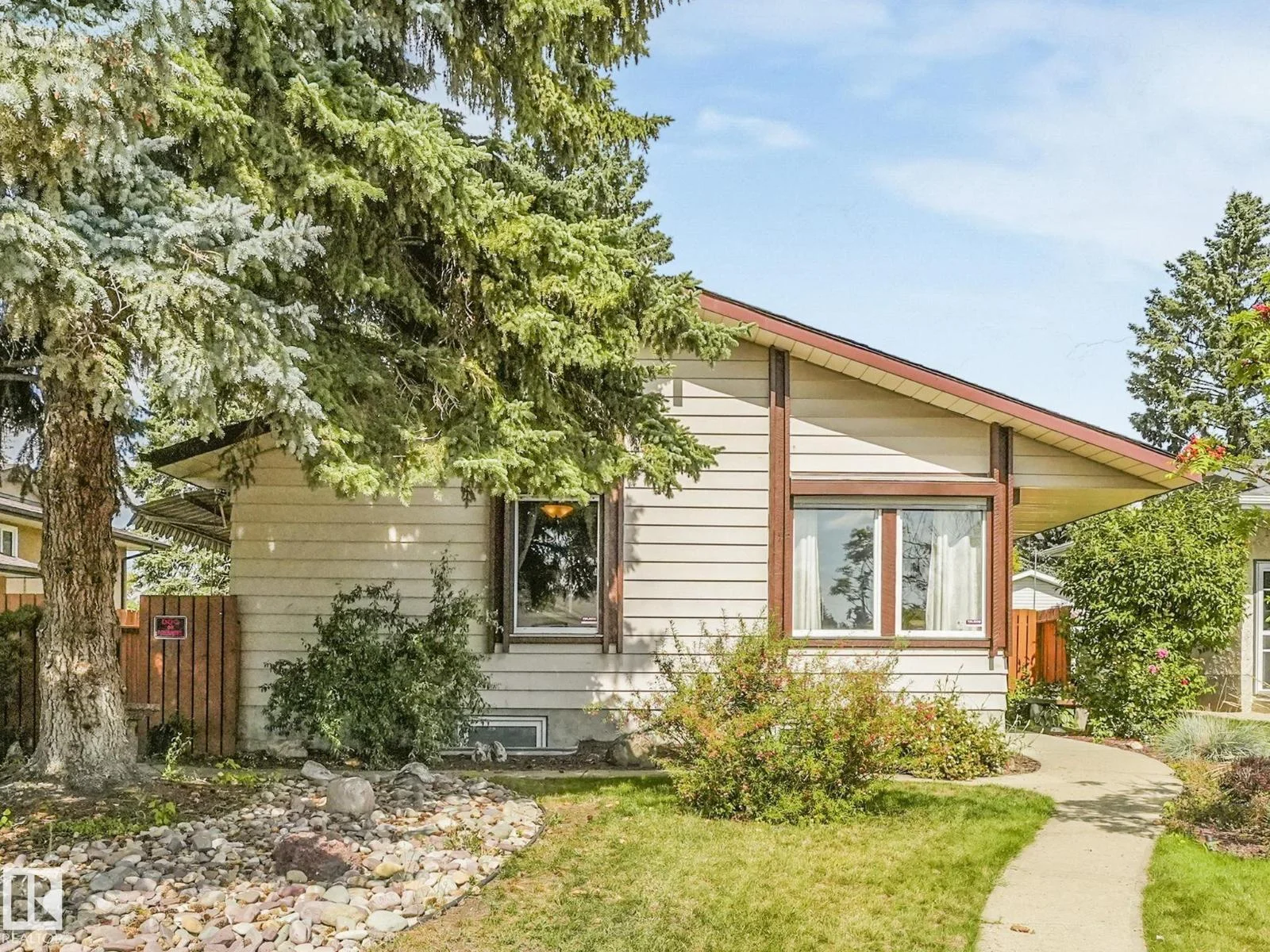 3608 15 AV NW, Edmonton - 5 bedroom Detached Single Family for sale