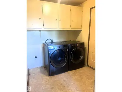 Interior photo 1 of 4821 52 Ave