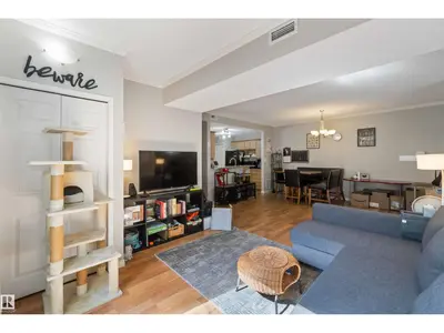 Interior photo 4 of #8A 79 BELLEROSE DR