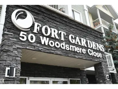 Interior photo 1 of #130 50 WOODSMERE