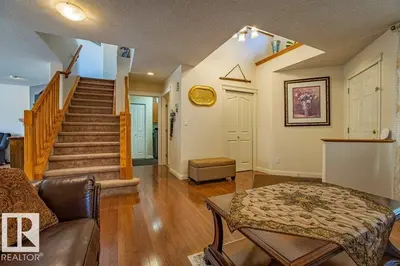 Interior photo 4 of 1119 114 ST SW