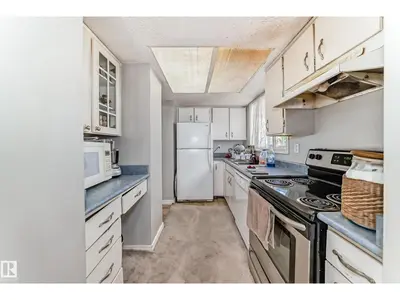 Interior photo 4 of 2343 139 AV NW