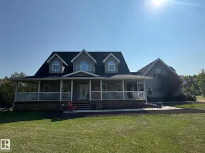 Interior photo 1 of 100 Aspen DR