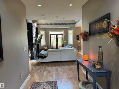 Interior photo 4 of 100 Aspen DR