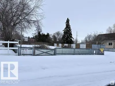 Interior photo 2 of 4813 & 4815 52 ST