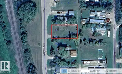 Interior photo 3 of 4813 & 4815 52 ST