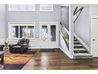 Interior photo 3 of 3909 49 AV